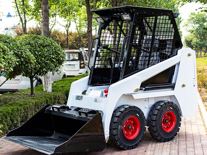Cargadoras compactas: las máquinas todoterreno del sector de la construcción